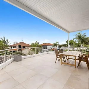 Holiday home Luxury Alex Beach, Alexandra Headland
